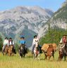 Gruppenfoto - Credit: Banff Trail Riders