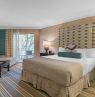 Zimmer mit King Bett, Omni Hilton Head Oceanfront, Hilton Head Island, South Carolina - Credit: Omni Hotels & Resorts