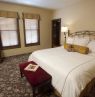 Historisches Zimmer mit King Bett, Rough Riders Hotel, Medora, North Dakota - Credit: Rough Riders Hotel