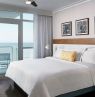 Zimmer mit King Bett, Ocean Enclave by Hilton Grand Vacations, Myrtle Beach, South Carolina - Credit: Hilton