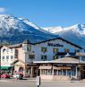 Außenansicht, Whistler's Inn, Jasper, Alberta Credit - Expedia
