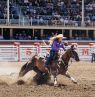 Frau beim Barrel Racing, Calgary Stampede, Calgary, Alberta - Credit: Travel Alberta / Youn Park