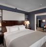 Zimmer mit 1 King Bett, Hamilton Hotel Washington DC, Washington, DC Credit: Hamilton Hotel Washington DC