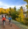 Fahrradfahrer im Herbst, Prince Edward Island - Credits: ACAT