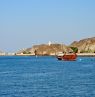 Blick auf den Riyam Censer, Golf von Oman, Muscat - Credit: Fravely.de