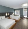 Standardzimmer mit 2 Queen Betten - Credit: Lakeview Hecla Resort