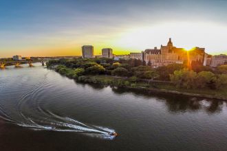 SK/Saskatoon/Sonnenuntergang South Saskatchewan River
